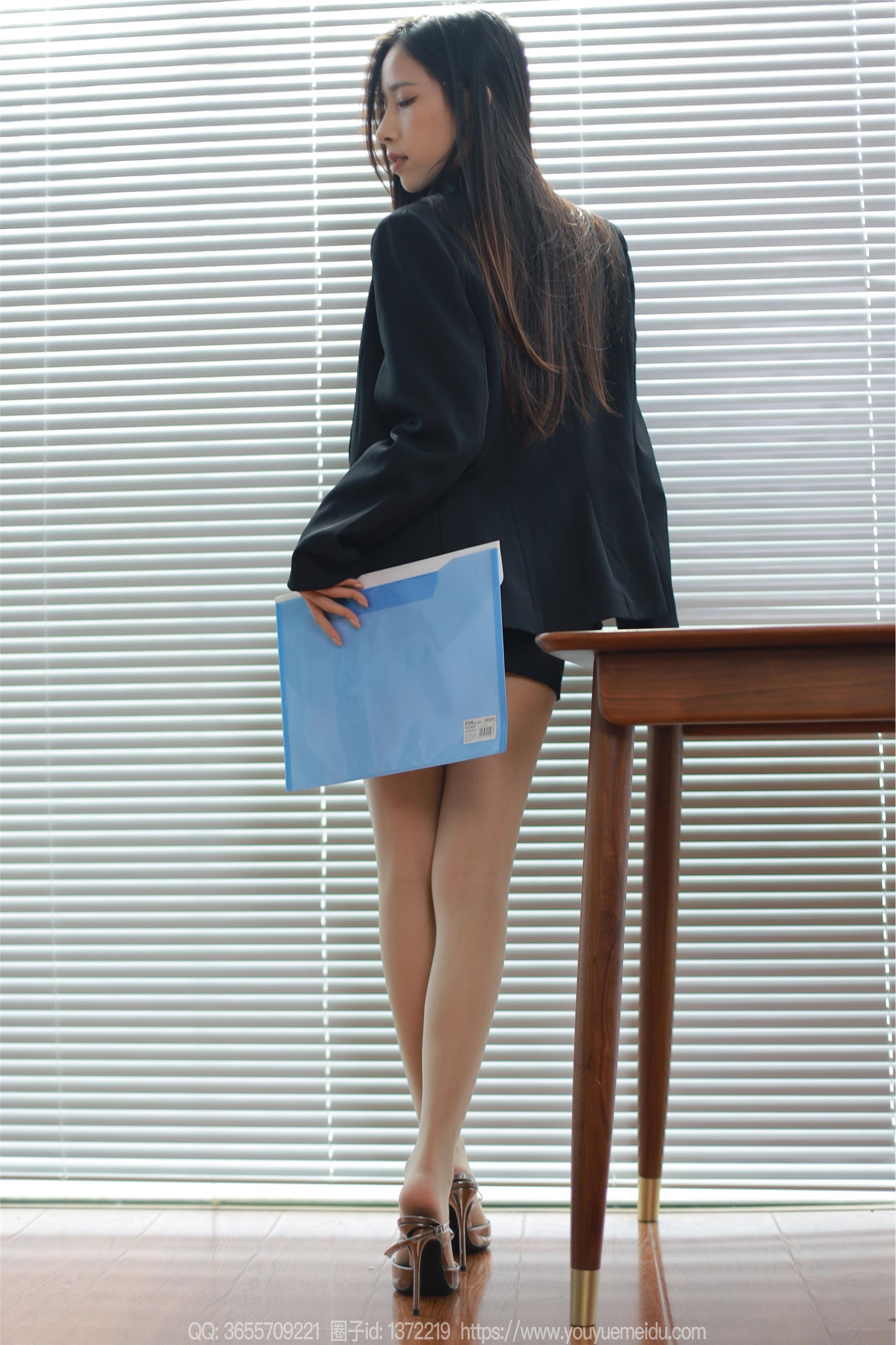 IESS异思趣向  2023.11.30 丝享家 1599 美子《回到办公室》